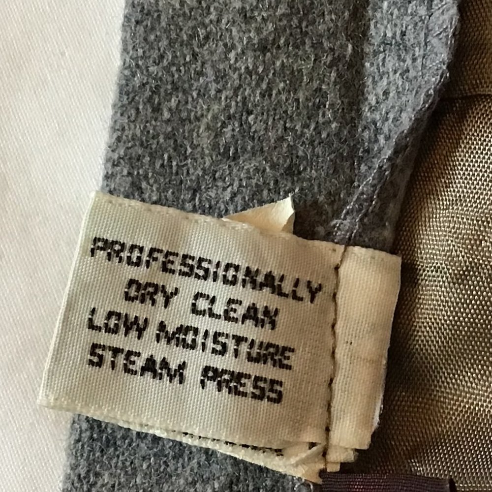 Cross Country Fashions - Gray Wool Mix Slacks - Picture 9 of 9